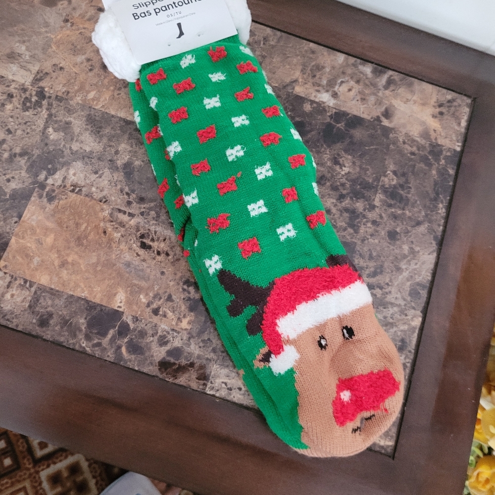 ARDENE SLEEPERS CHRISTMAS SOCKS